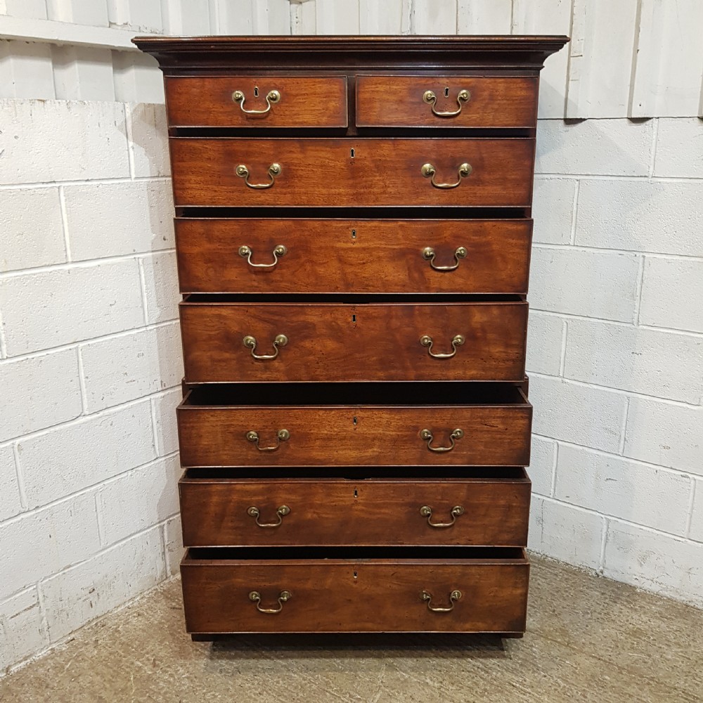 A GEORGE 3rd MAHOGANY CHEST ON CHEST C1780 View IX