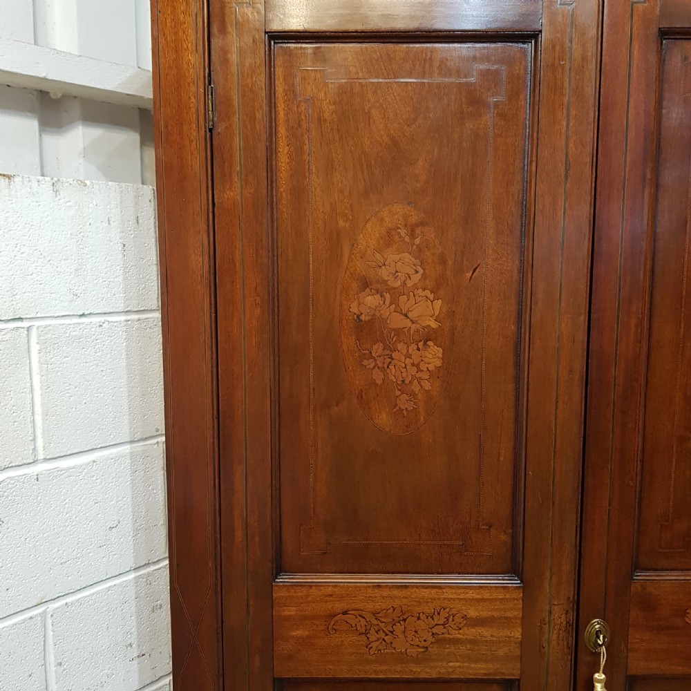 A GEORGE 3rd MAHOGANY DOUBLE WARDROBE C1800 View II