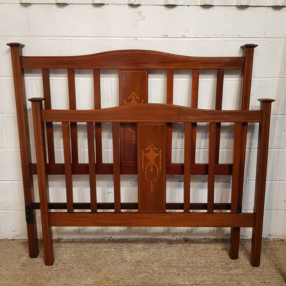 AN ANTIQUE EDWARDIAN MAHOGANY DOUBLE BED C1900 View IX