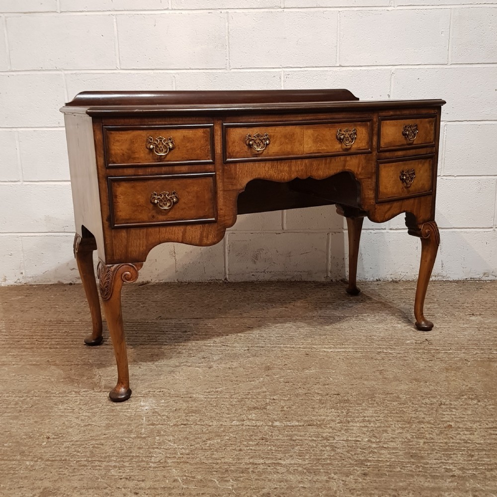 AN ANTIQUE BOW FRONTED BURR WALNUT DRESSING TABLE C1920 View VIII