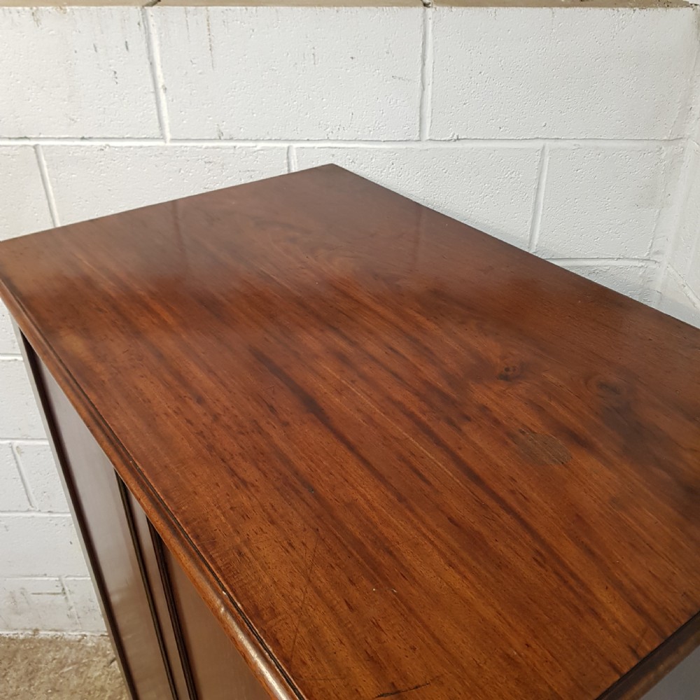 A GEORGE 3rd DWARF MAHOGANY WARDROBE C1800 View V