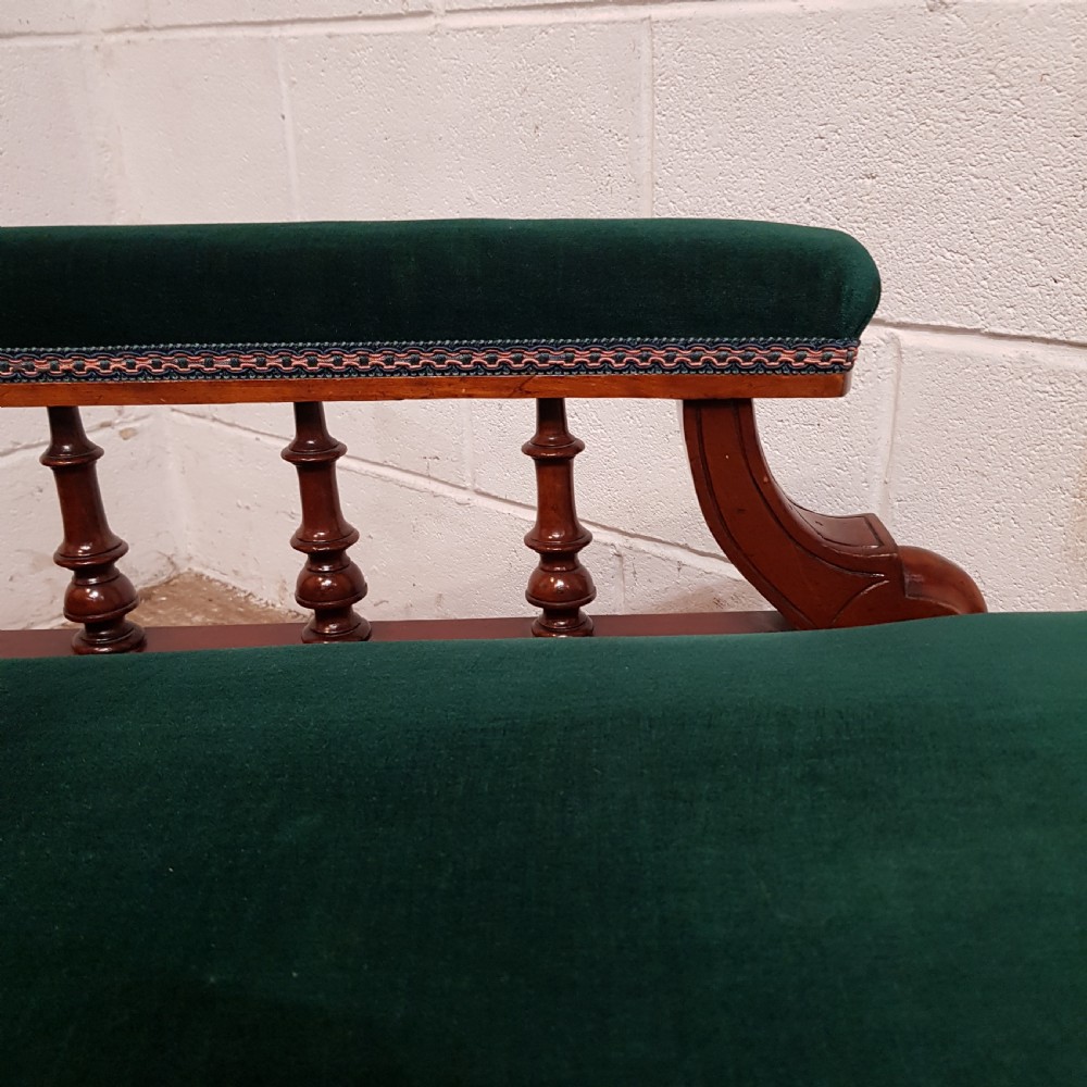 A VICTORIAN MAHOGANY FRAMED CHAISE LONGUE C1880 View V