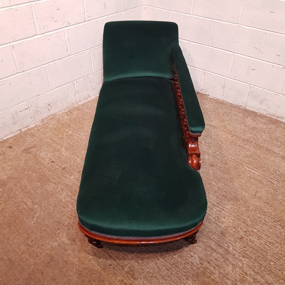 A VICTORIAN MAHOGANY FRAMED CHAISE LONGUE C1880 View IX