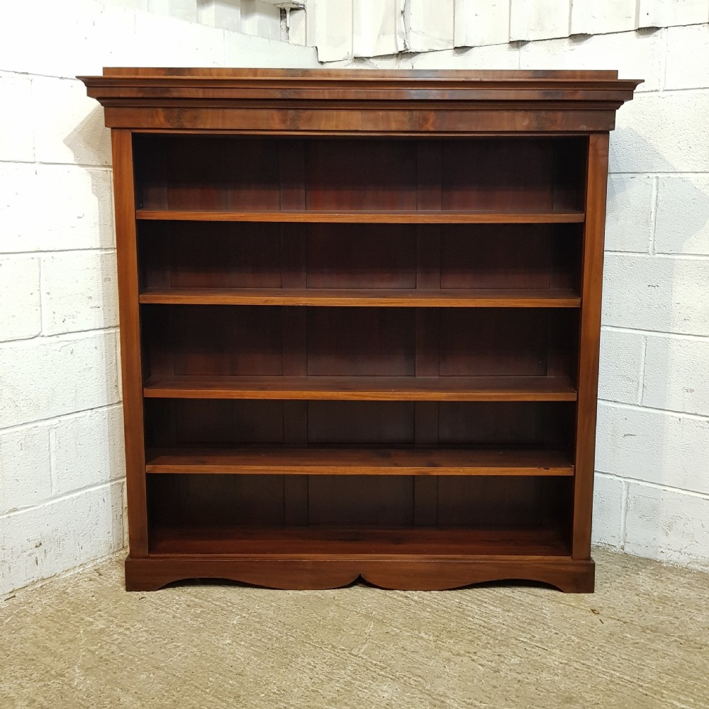 A LARGE VICTORIAN OPEN MAHOGANY BOOKCASE C1880 View V