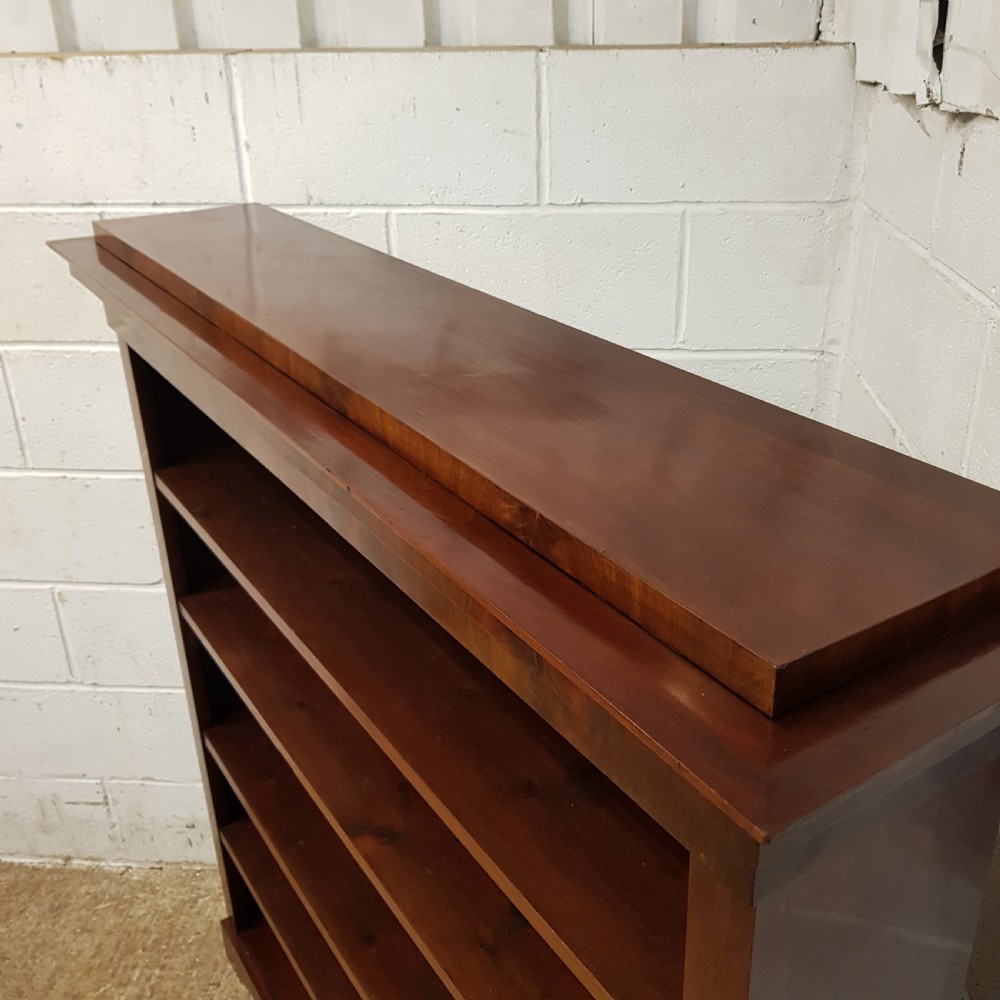 A LARGE VICTORIAN OPEN MAHOGANY BOOKCASE C1880 View IX