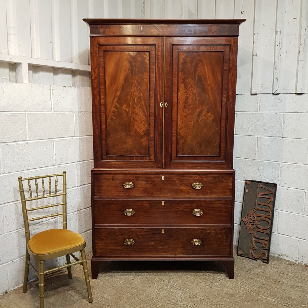 A GEORGE 3rd MAHOGANY CLOTHES PRESS C1790