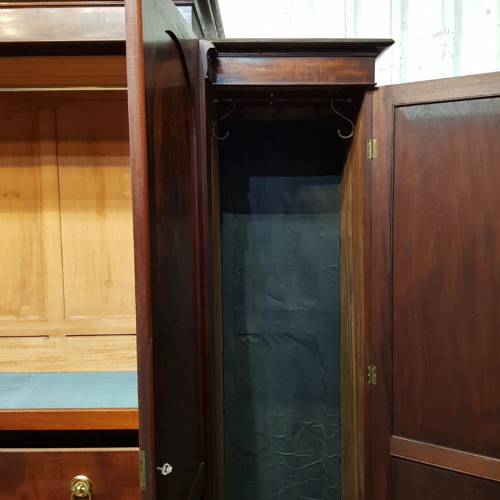 A WILLIAM 4th MAHOGANY FOUR DOOR BREAKFRONT TRIPLE WARDROBE C1830 View VIII