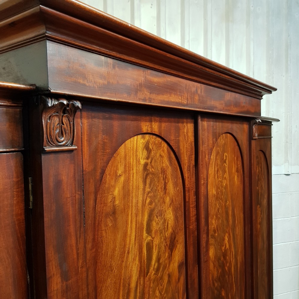 A WILLIAM 4th MAHOGANY FOUR DOOR BREAKFRONT TRIPLE WARDROBE C1830 View IX