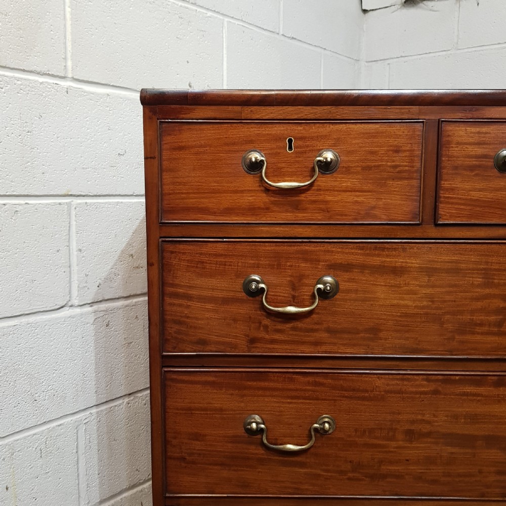 A REGENCY MAHOGANY FOUR HEIGHT CHEST OF DRAWERS C1810 View VI