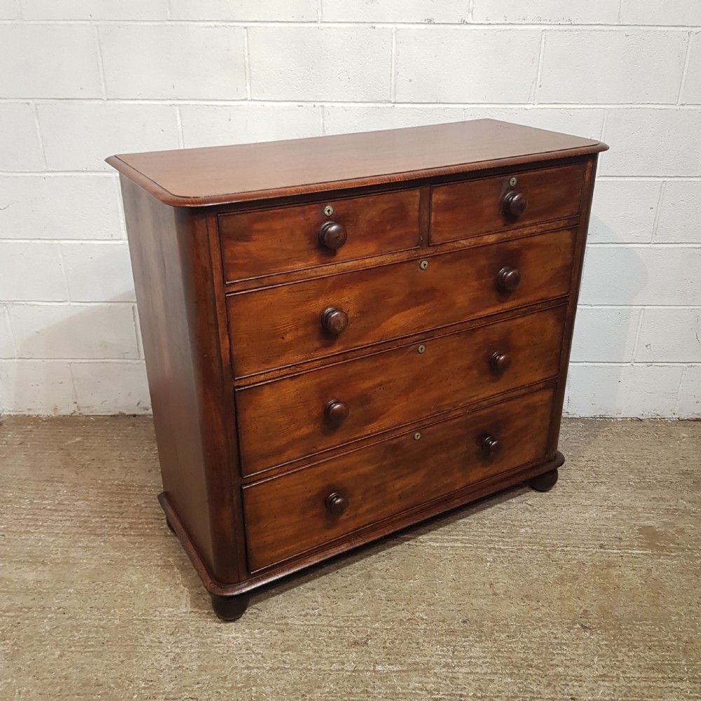 A MAHOGANY VICTORIAN 4 HEIGHT CHEST OF DRAWERS C1880 View VI
