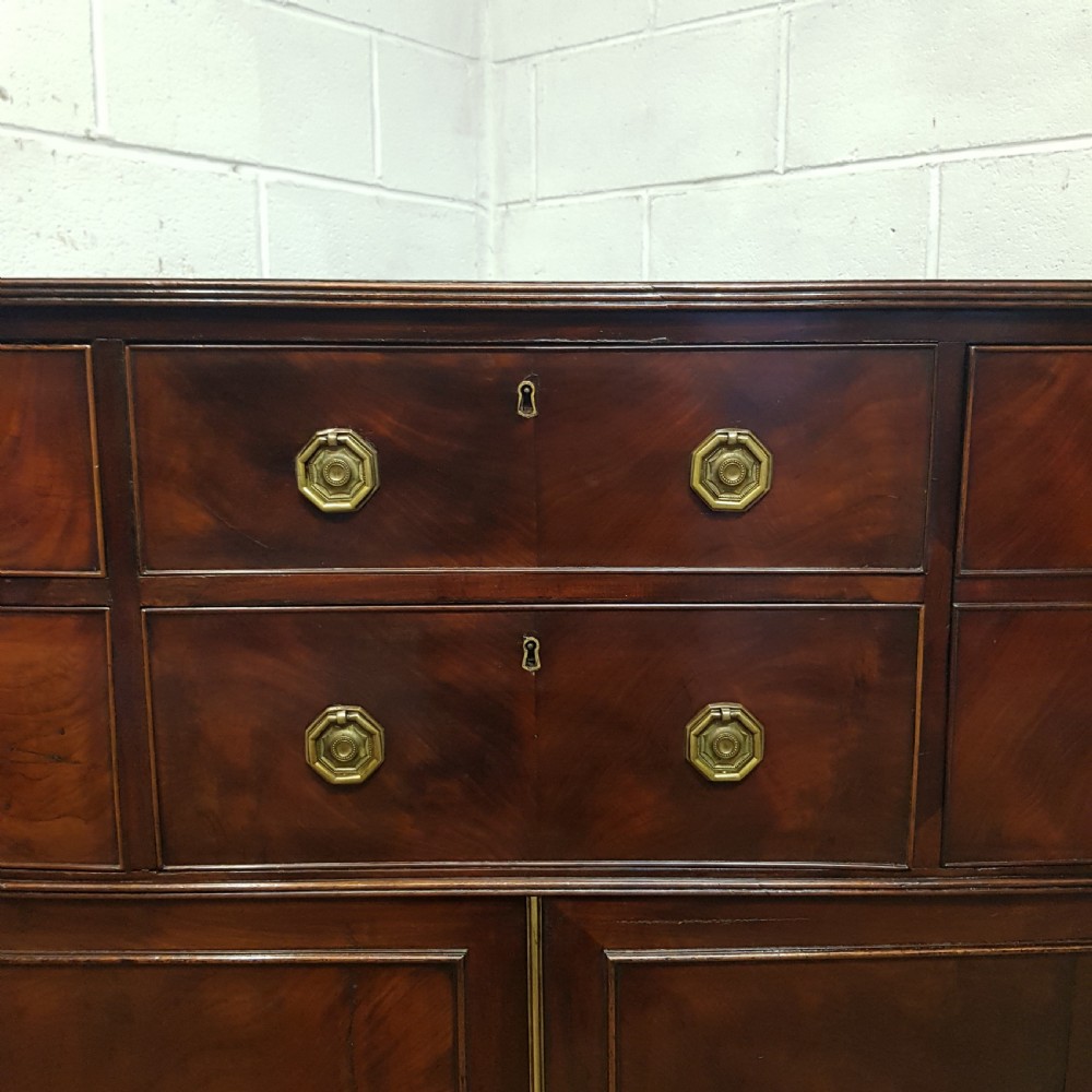 A REGENCY MAHOGANY BOW FRONTED CHEST C1810 View II