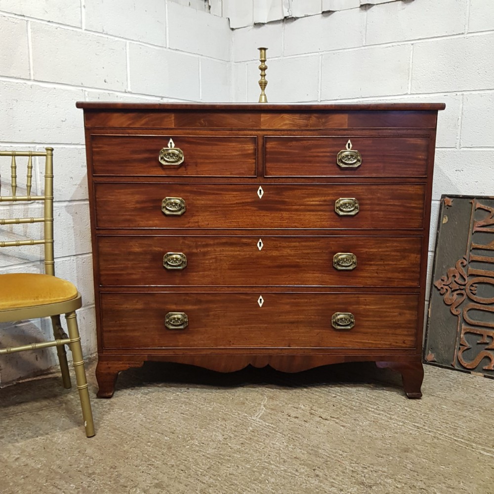 A GEORGE 3rd MAHOGANY FOUR HEIGHT CHEST OF DRAWERS C1780.