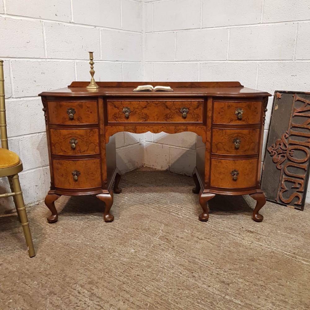 AN ANTIQUE BURR WALNUT TWIN PEDESTAL DESK C1920