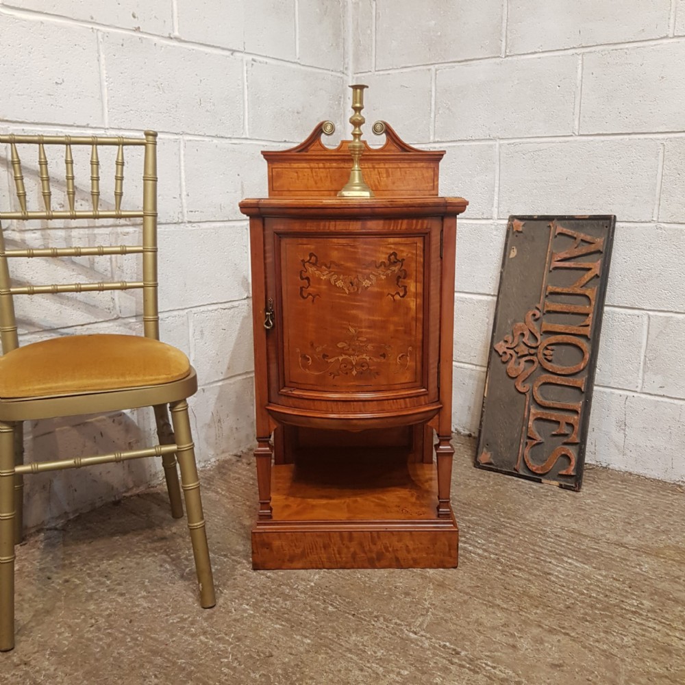 A SHAPLAND AND PETTER SATINWOOD BEDSIDE CABINET C1880