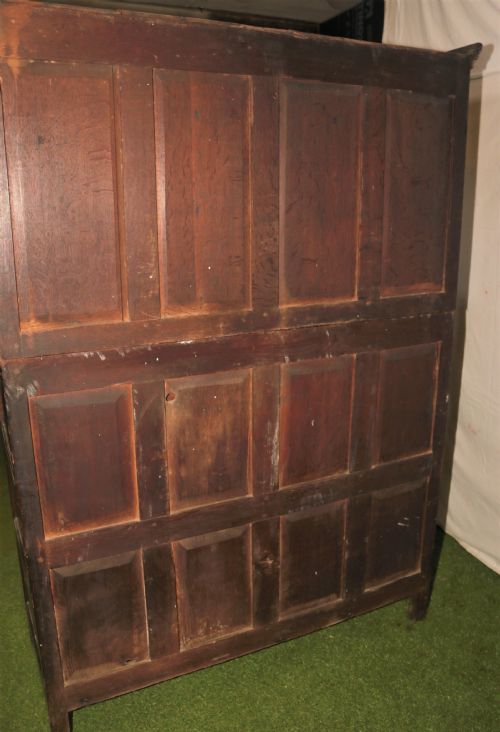 PERIOD OAK COURT CUPBOARD - ADDITIONAL PHOTO 13