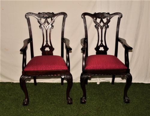 8 CHIPPENDALE STYLE CHAIRS - ADDITIONAL PHOTO 1