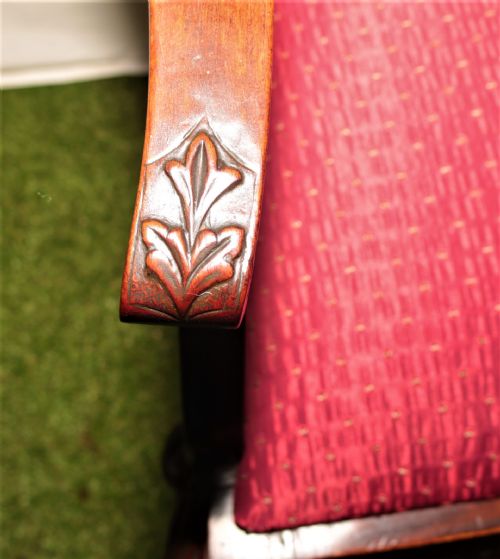8 CHIPPENDALE STYLE CHAIRS - ADDITIONAL PHOTO 2