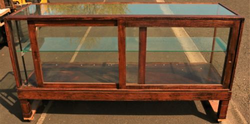 Shop Display Counter C1900.