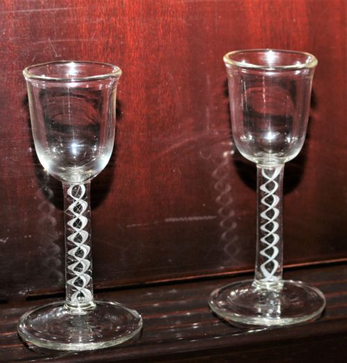 Pair of Georgian Small Wine Glasses