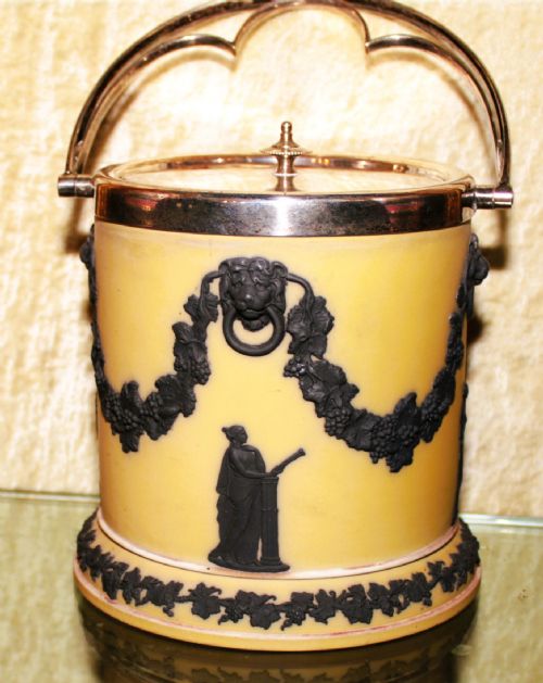 RARE 3 COLOUR WEDGWOOD BUSCUIT BARREL - ADDITIONAL PHOTO 4