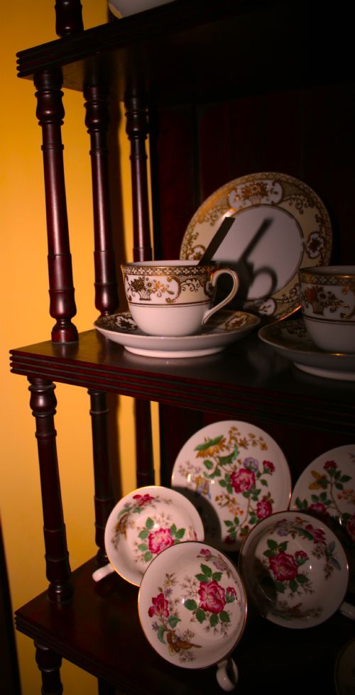 REGENCY WATERFALL BOOKCASE - ADDITIONAL PHOTO 3
