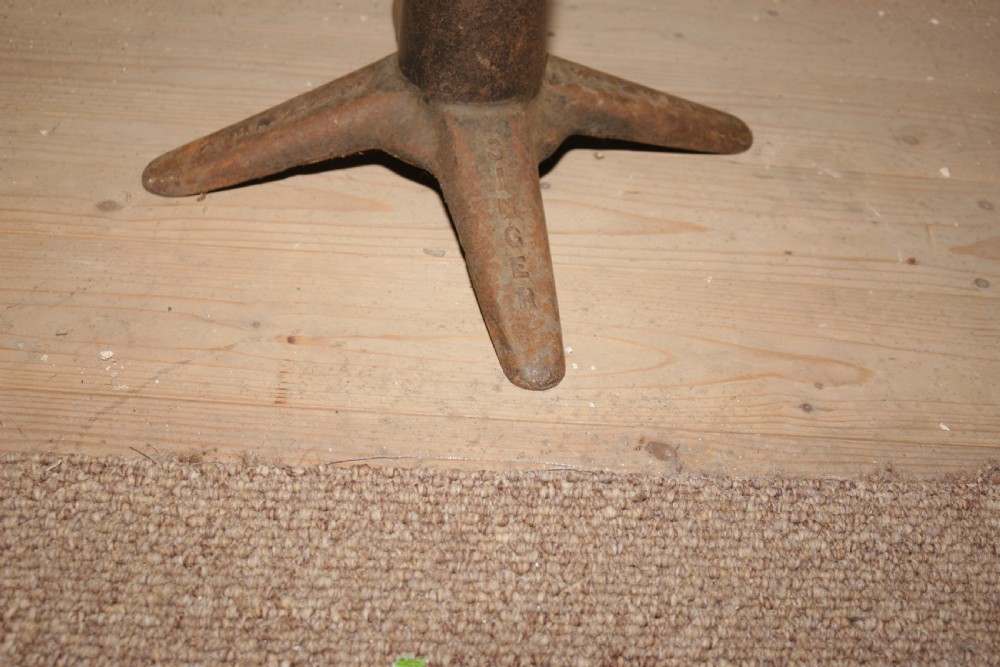 Singer sewing stool.1900 View V