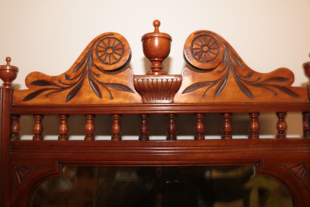 Aesthetic period dressing table. View V