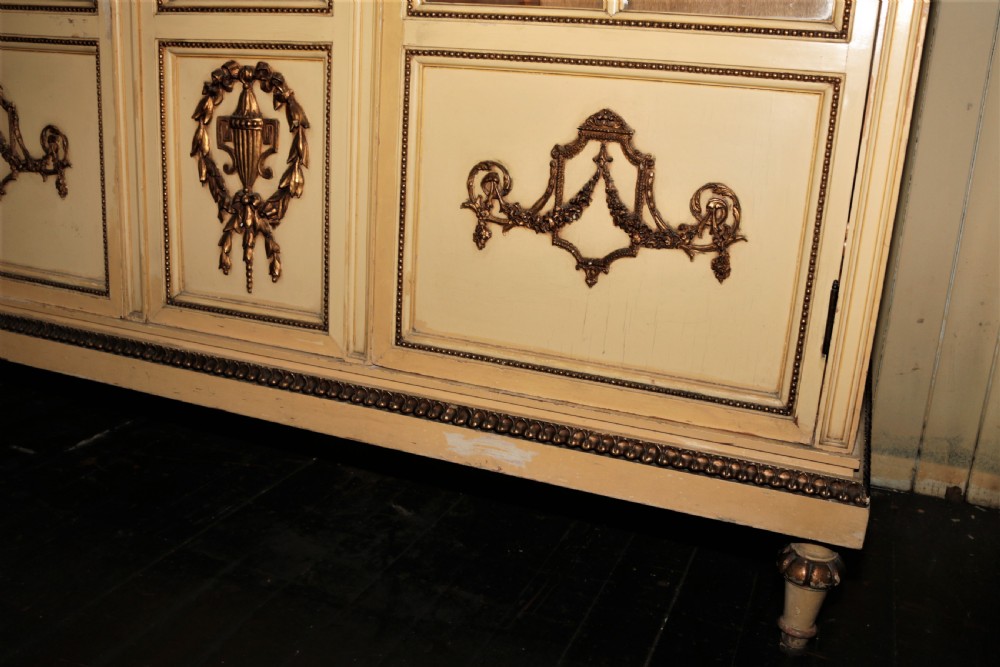 French armoire. View IV