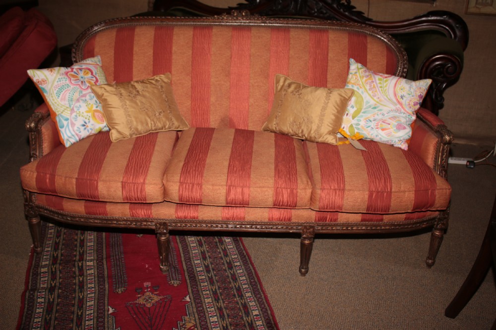 French  couch.