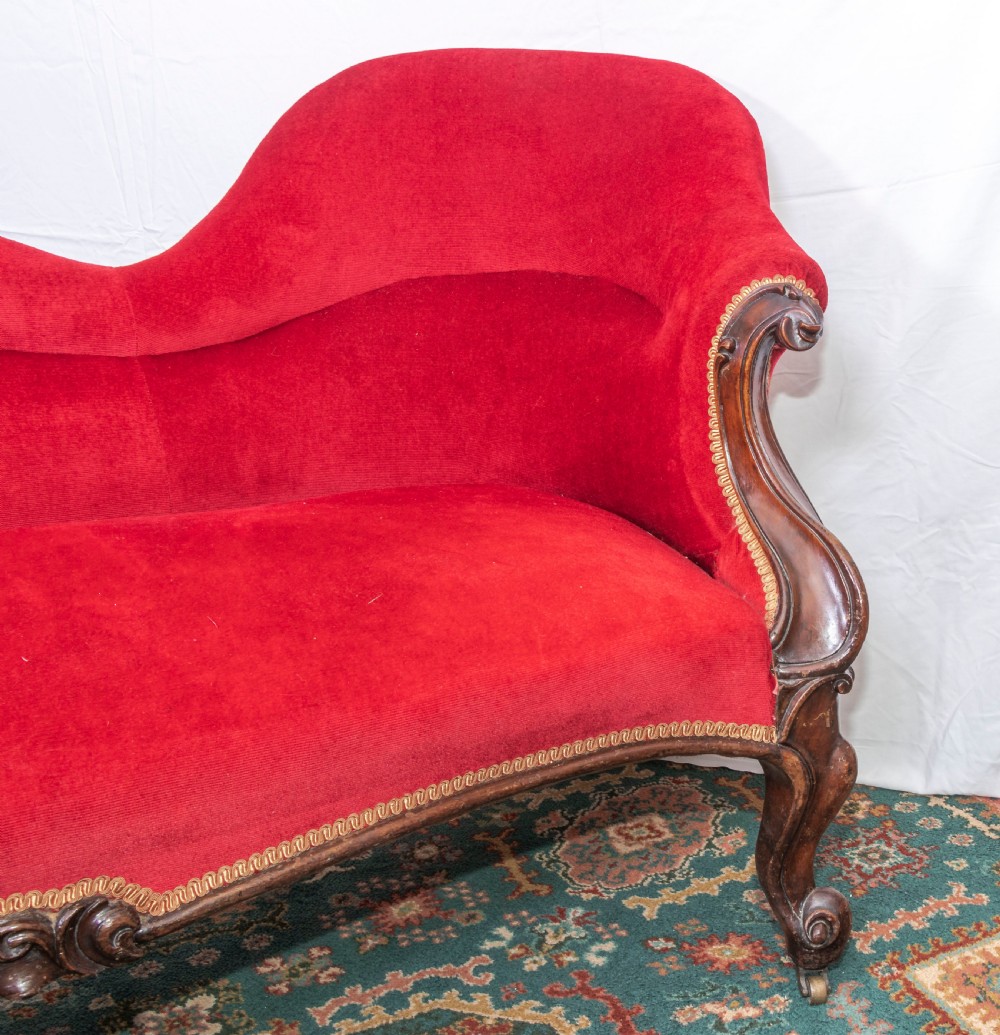 Victorian couch 1860 View II