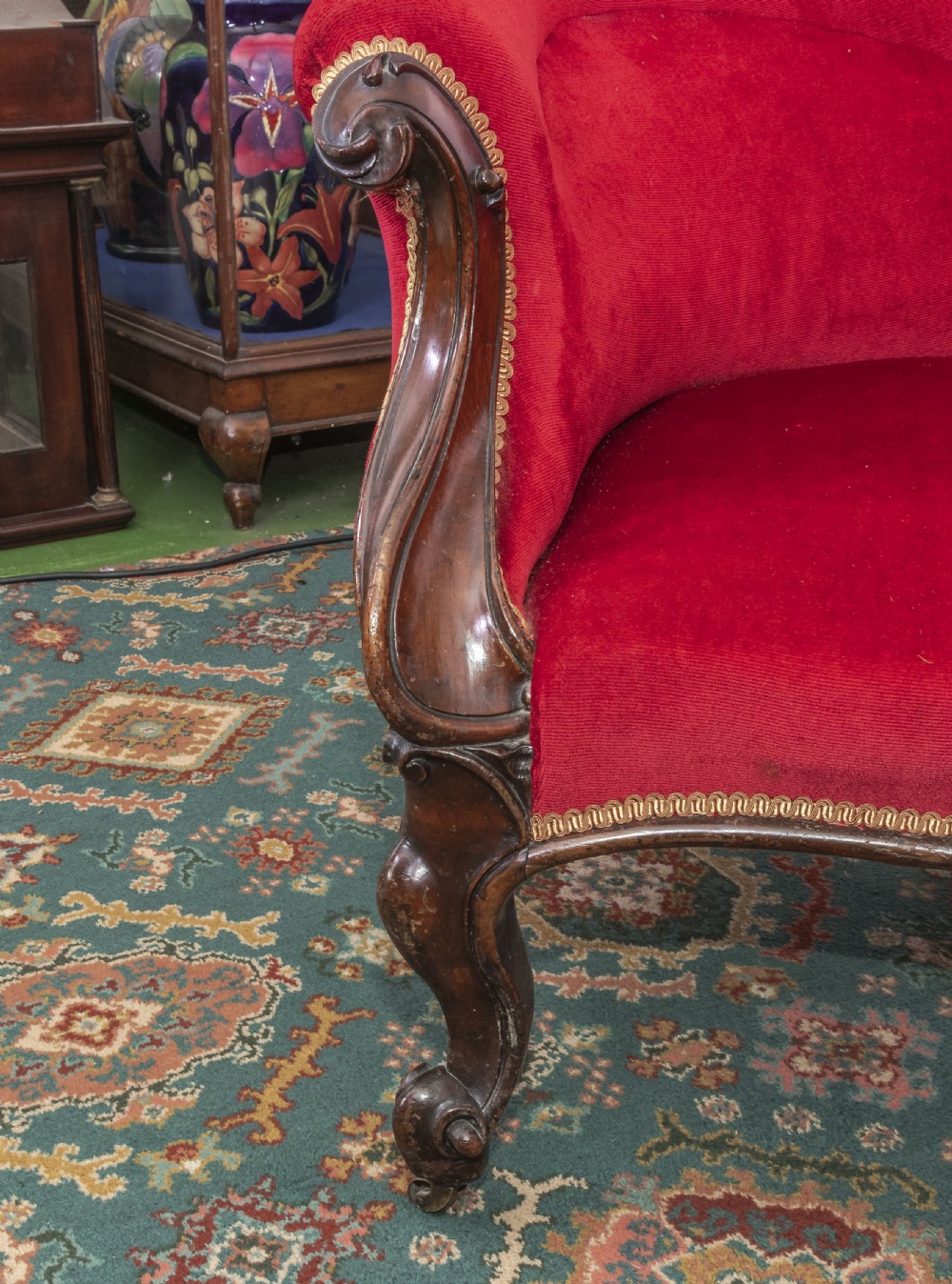 Victorian couch 1860 View III