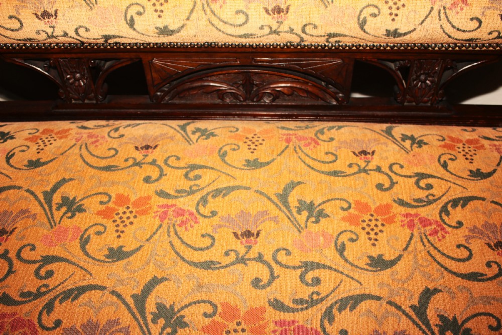 Victorian parlour suite 5pc. View III