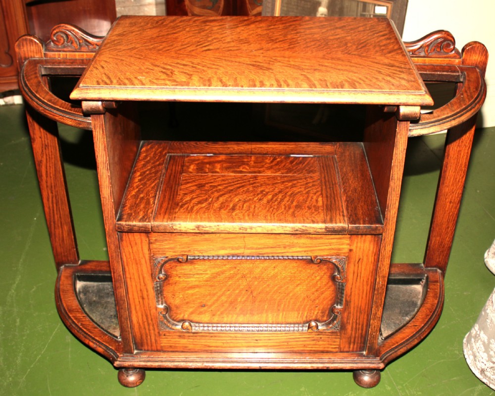 Hall seat 1920/30