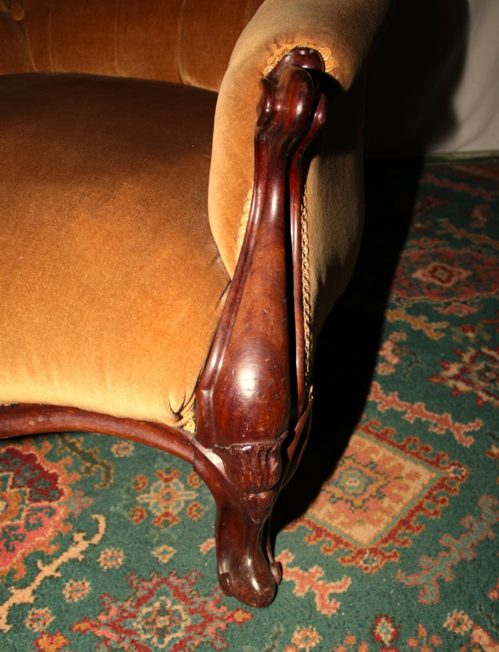 Victorian arm chair. View II