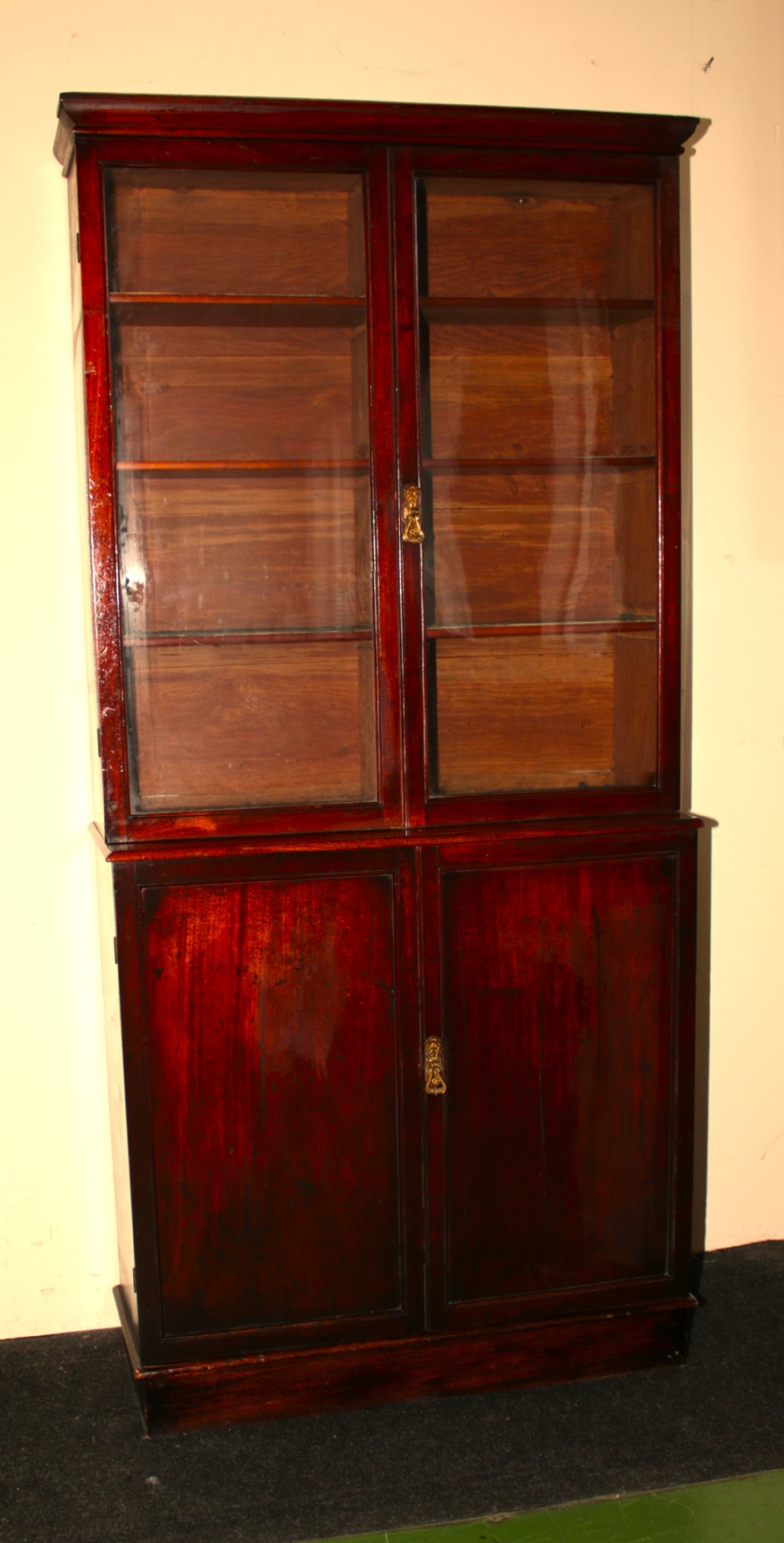 Georgian mahogany bookcase (small)