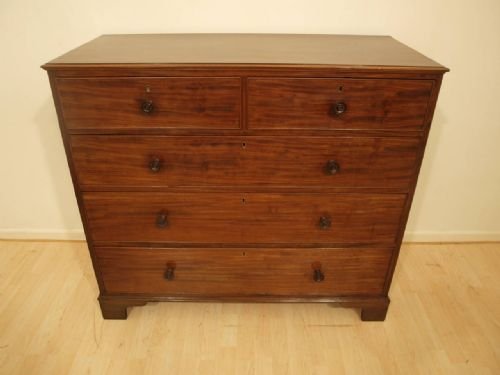 A Mahogany Gillows George IV Period Chest of Drawers