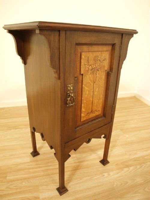 An Oak Arts & Crafts Period Bedside Cabinet