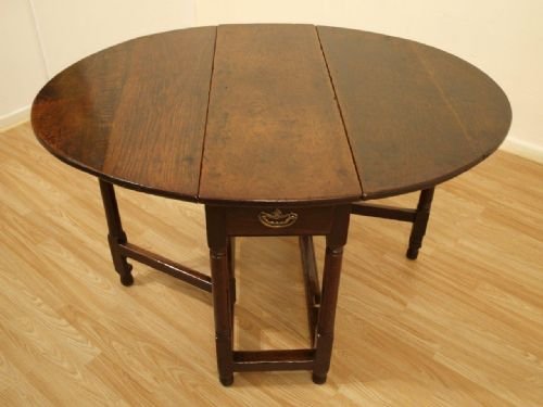 A Small Oak 18th Century Gate Leg Dining Table