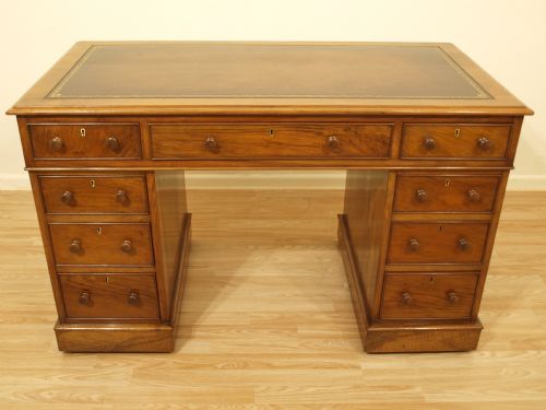 fig 1. A Beautiful Figured Walnut Victorian Pedestal Desk