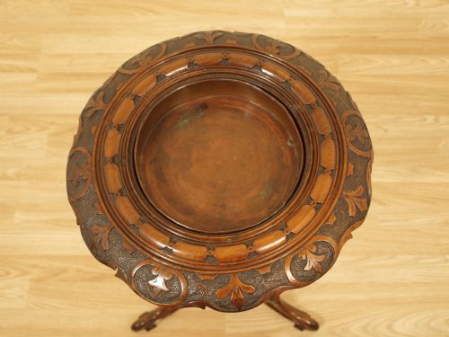 fig 1. A Walnut Victorian Period Planter