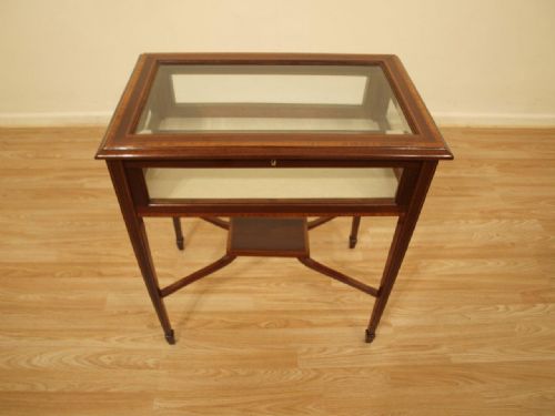 fig 1. A Beautiful Mahogany Edwardian Period Bijouterie Cabinet
