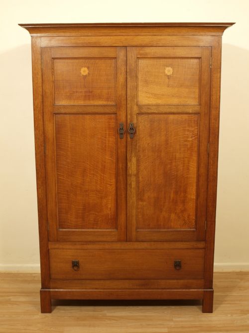 fig 1. A Rare 4 Piece Arts & Crafts Oak Bedroom Suite By Arthur Simpson