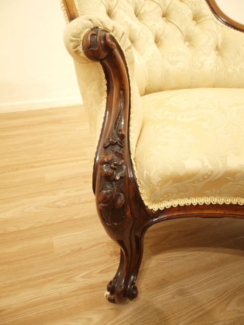 fig 1. A Walnut Victorian Period Antique Chaise Longue