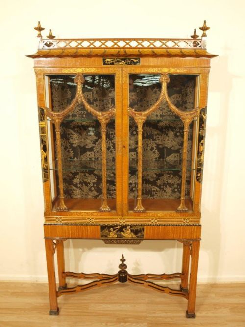 A Beautiful Chinese Chippendale Satinwood & Lacquer Cabinet on Stand