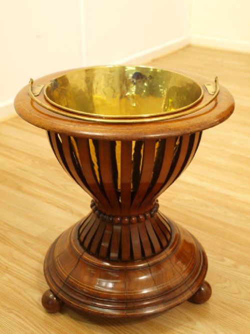 A Mahogany Dutch 19th Century Planter