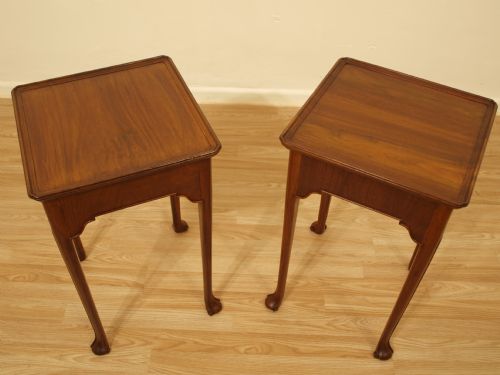 A Pair of Walnut George I Style Edwardian Period Lamp/end Tables