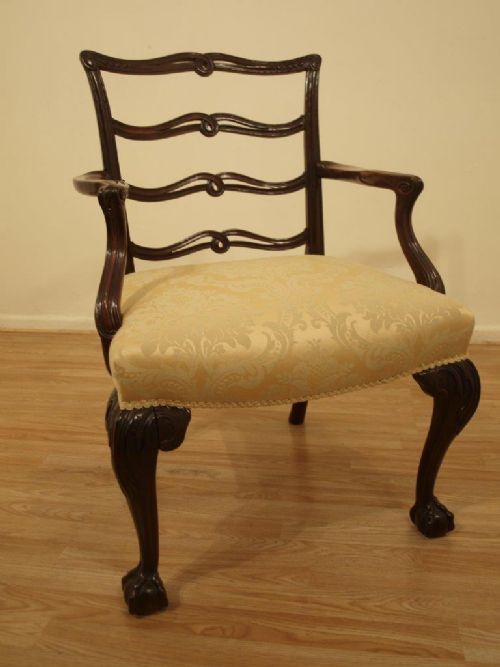 fig 1. A Mahogany George III Period Hepplewhite Ladder Back Chair