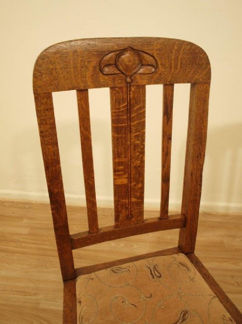 fig 2. A Good Set Of 8 Oak Arts & Crafts Period Antique Dining Chairs