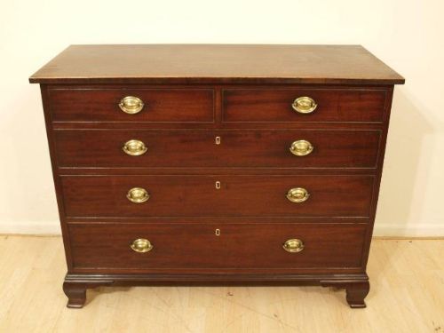 A Small Mahogany George III Period Antique Chest of Drawers