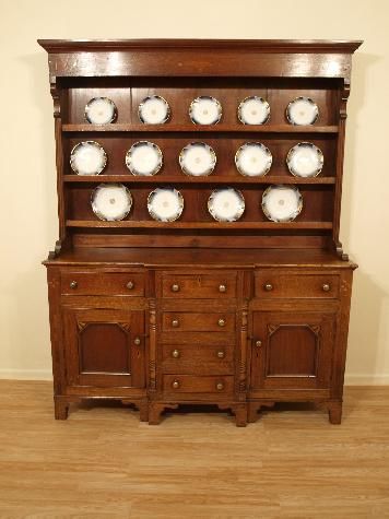 A Good 19th Century Antique Oak Welsh Dresser